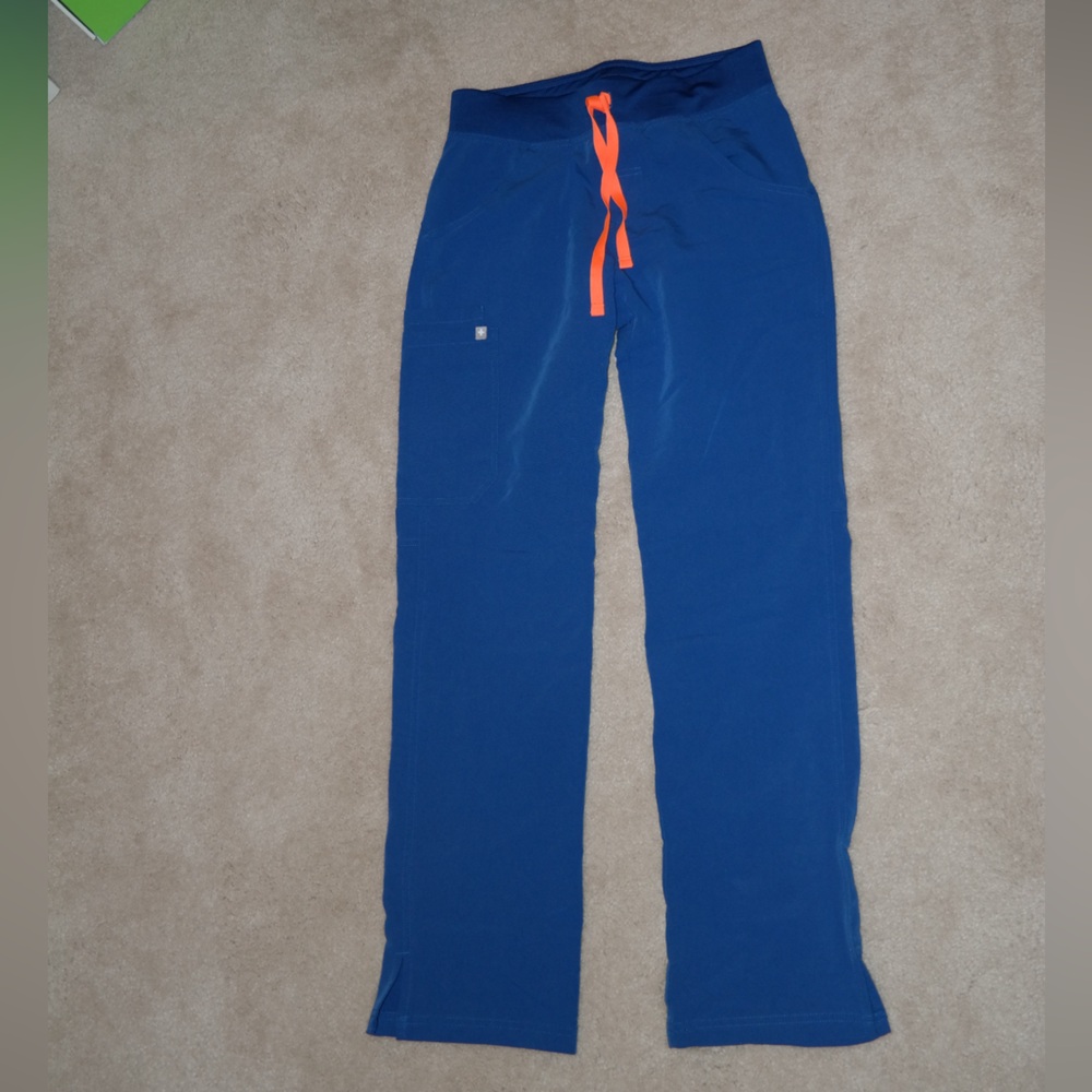Figs kade cargo scrub pants